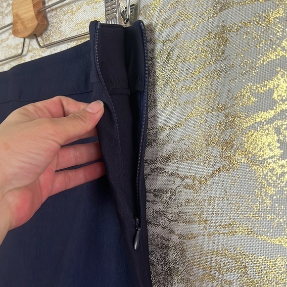 Michael Tyler Navy Blue Pencil Pull On Skirt Size 8 - Picture 3 of 9